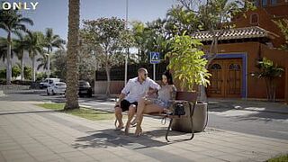 Великолепная Нилла Блэк занимается анальным сексом - порно видео